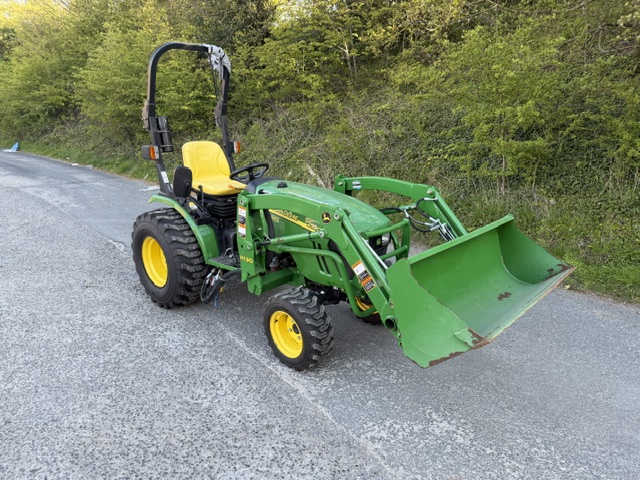 JOHN DEERE 1026R