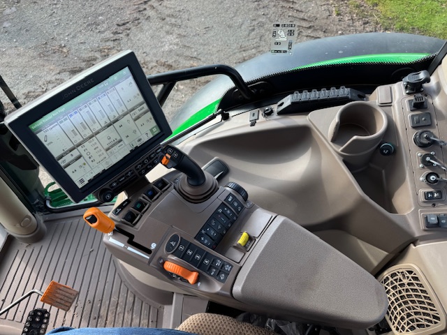 JOHN DEERE 6R150