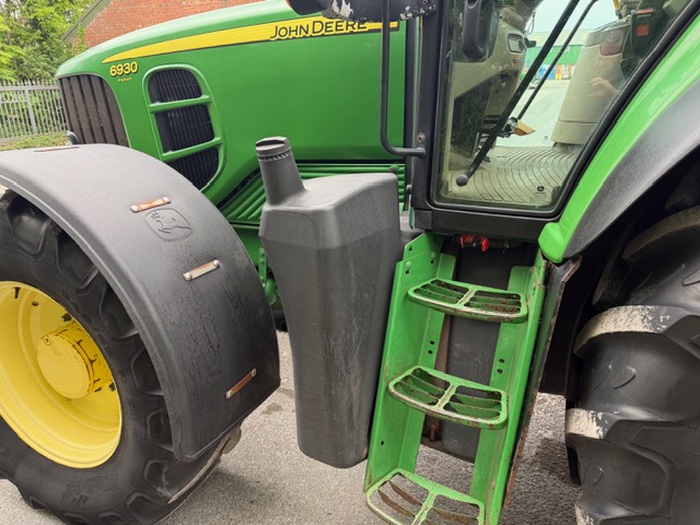 JOHN DEERE 6930