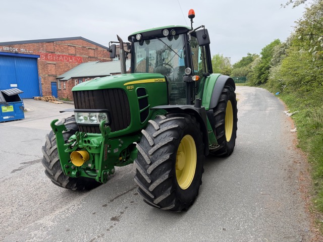 JOHN DEERE 6930