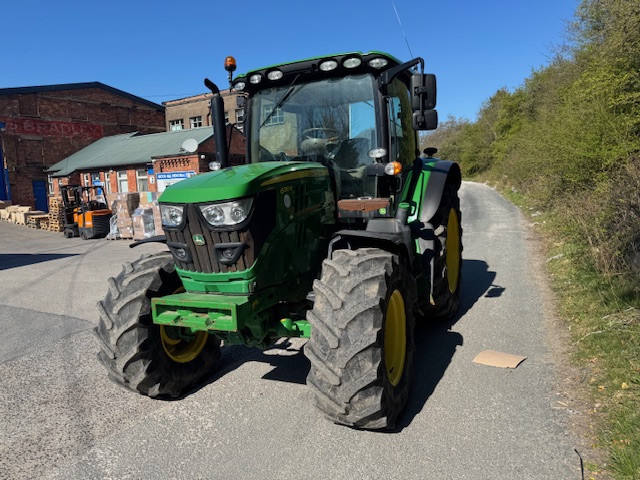 JOHN DEERE 6130R