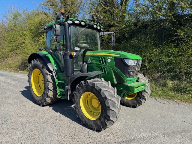 JOHN DEERE 6130R