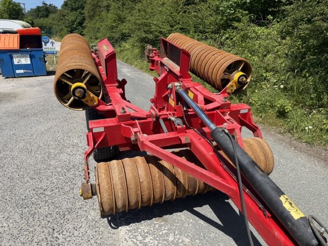 VADERSTAD 8.2M ROLLERS