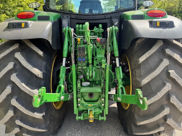 JOHN DEERE 6R185