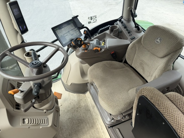 JOHN DEERE 6R155