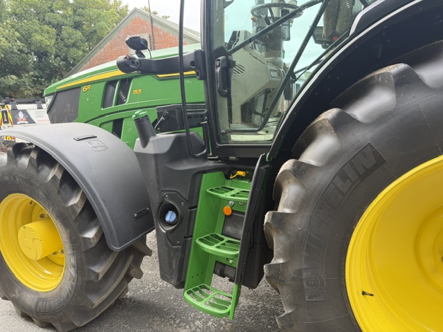 JOHN DEERE 6R155