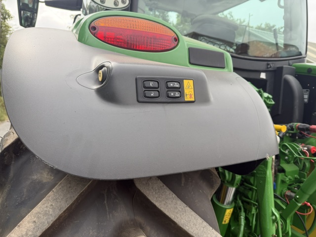 JOHN DEERE 6R155