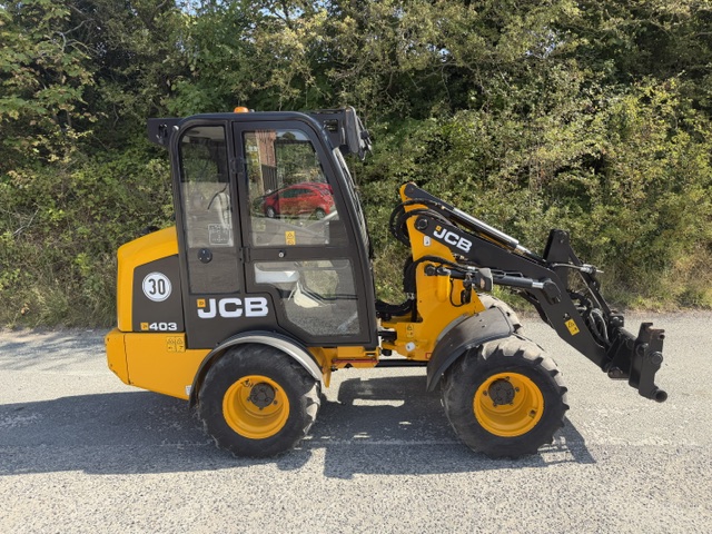 JCB403