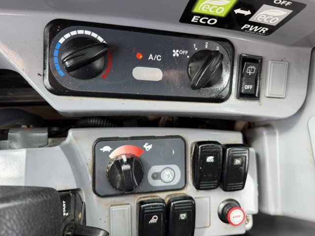 KUBOTA KX080 -4A