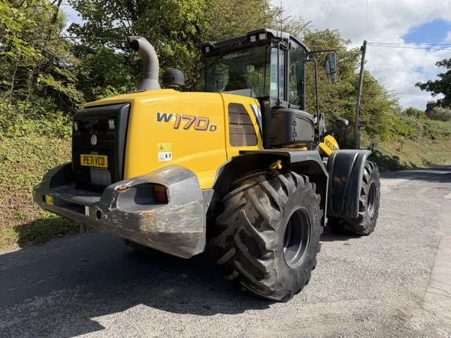 NEW HOLLAND W170D