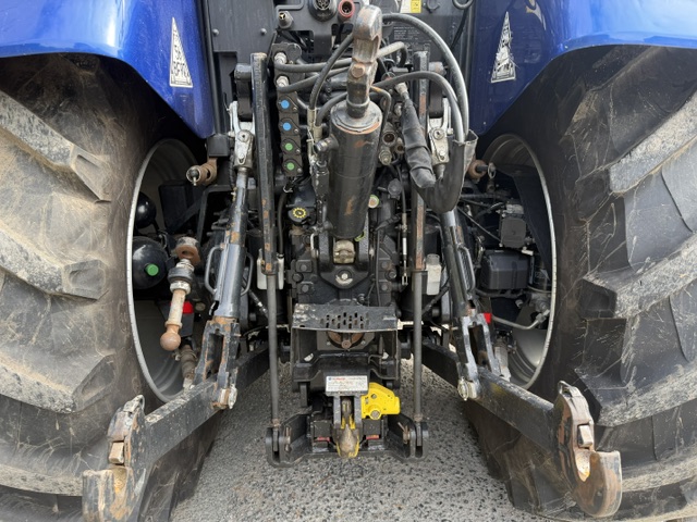 NEW HOLLAND T7.225