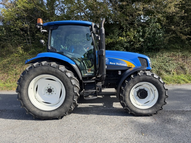 NEW HOLLAND TS115A