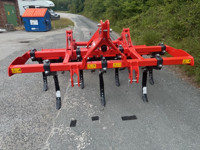 KUHN CULTIVATOR