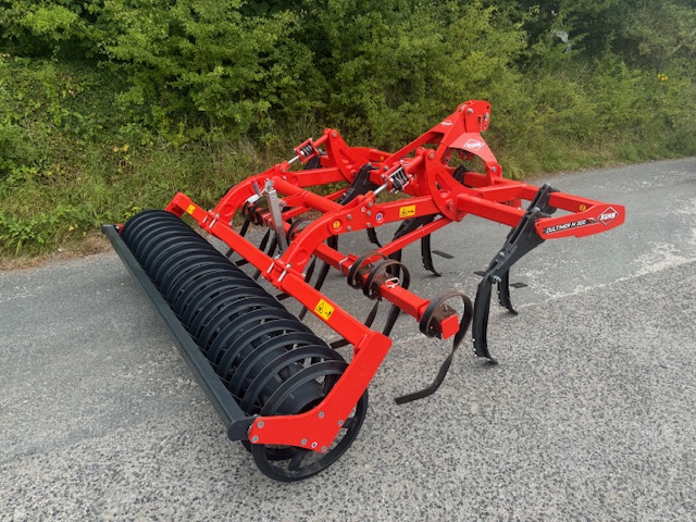 KUHN CULTIVATOR