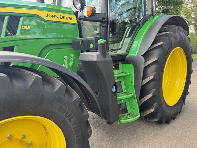JOHN DEERE 6R 185