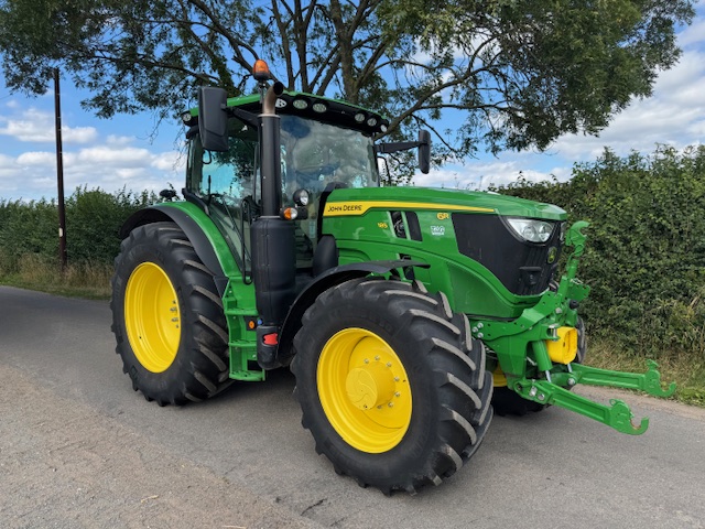JOHN DEERE 6R 185