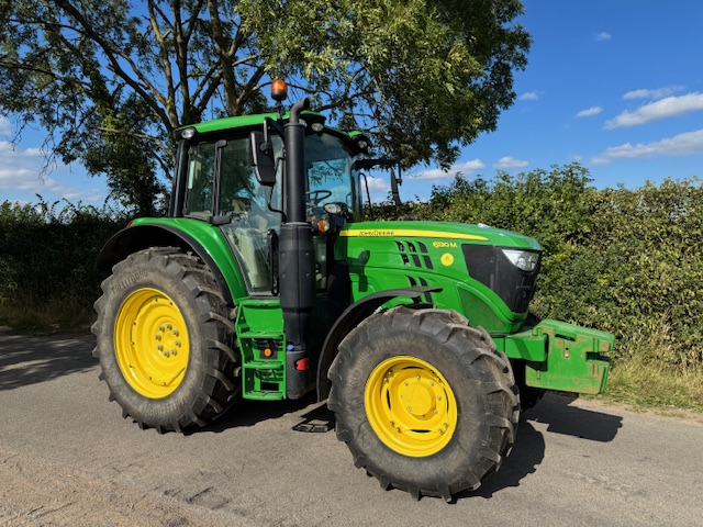JOHN DEERE 6130M
