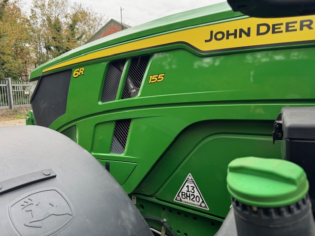 JOHN DEERE 6R155