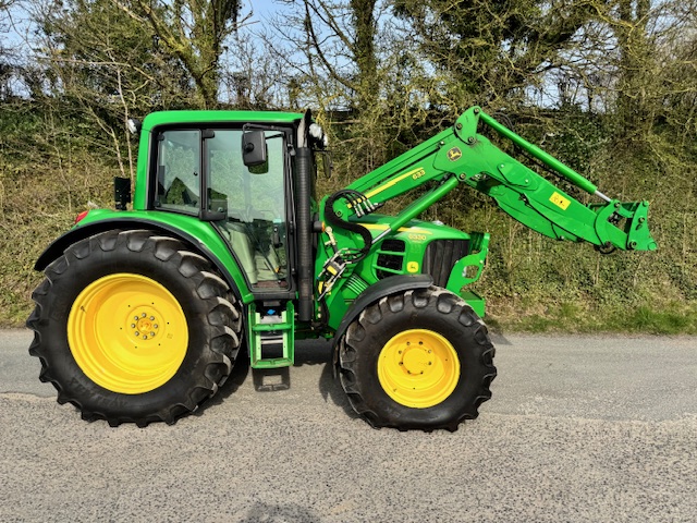 JOHN DEERE 6330