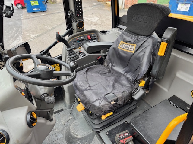 JCB TM320S