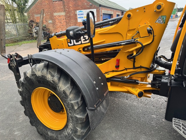 JCB TM320S