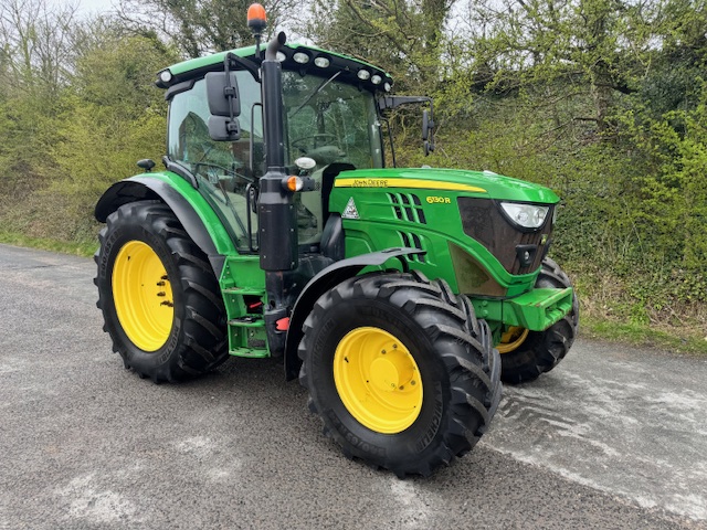 JOHN DEERE 6130R