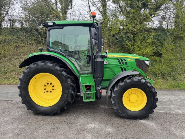 JOHN DEERE 6130R
