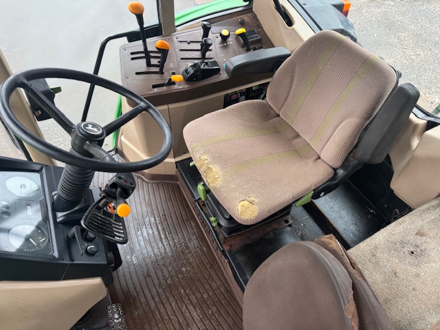 JOHN DEERE 6310