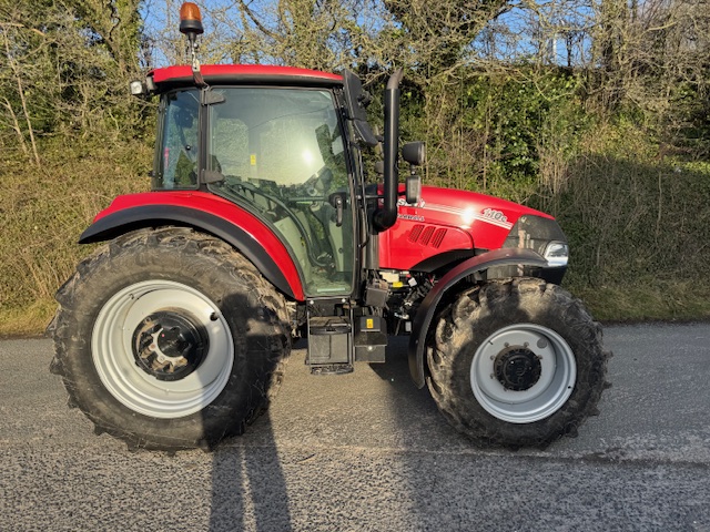 CASE 110C FARMALL