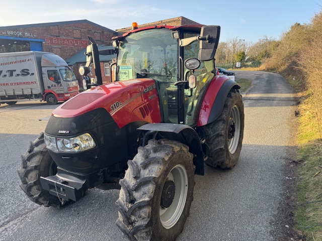 CASE 110C FARMALL