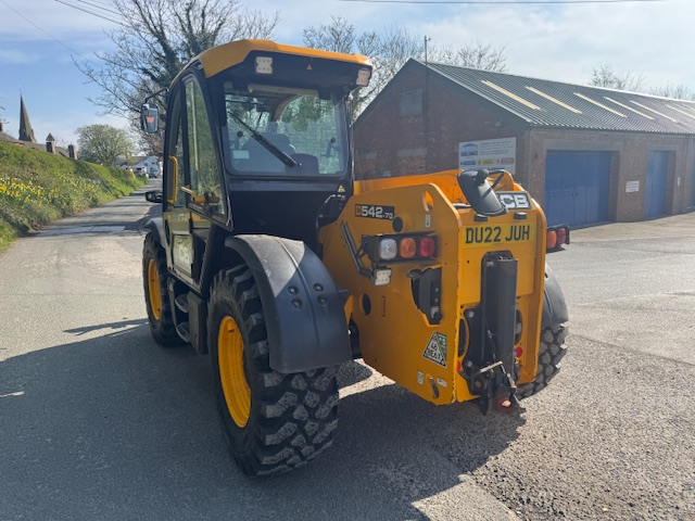 JCB 542-70