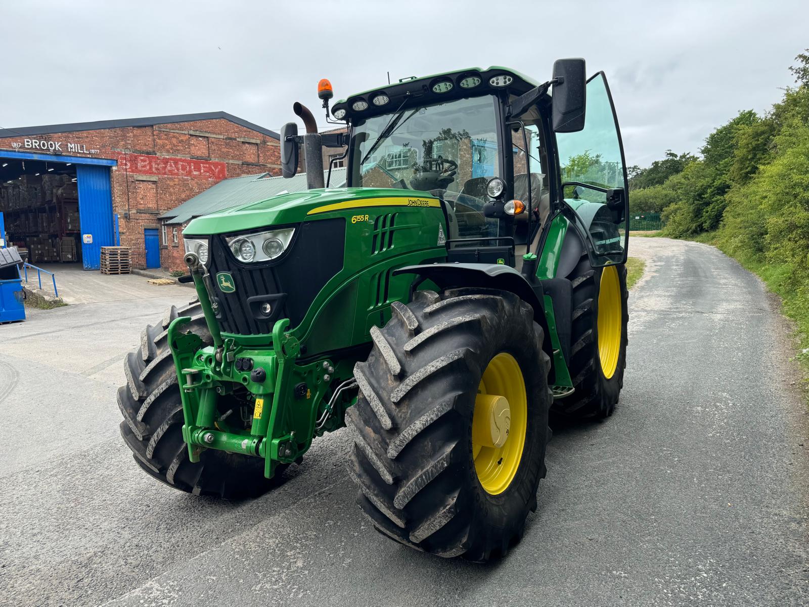 JOHN DEERE 6155R